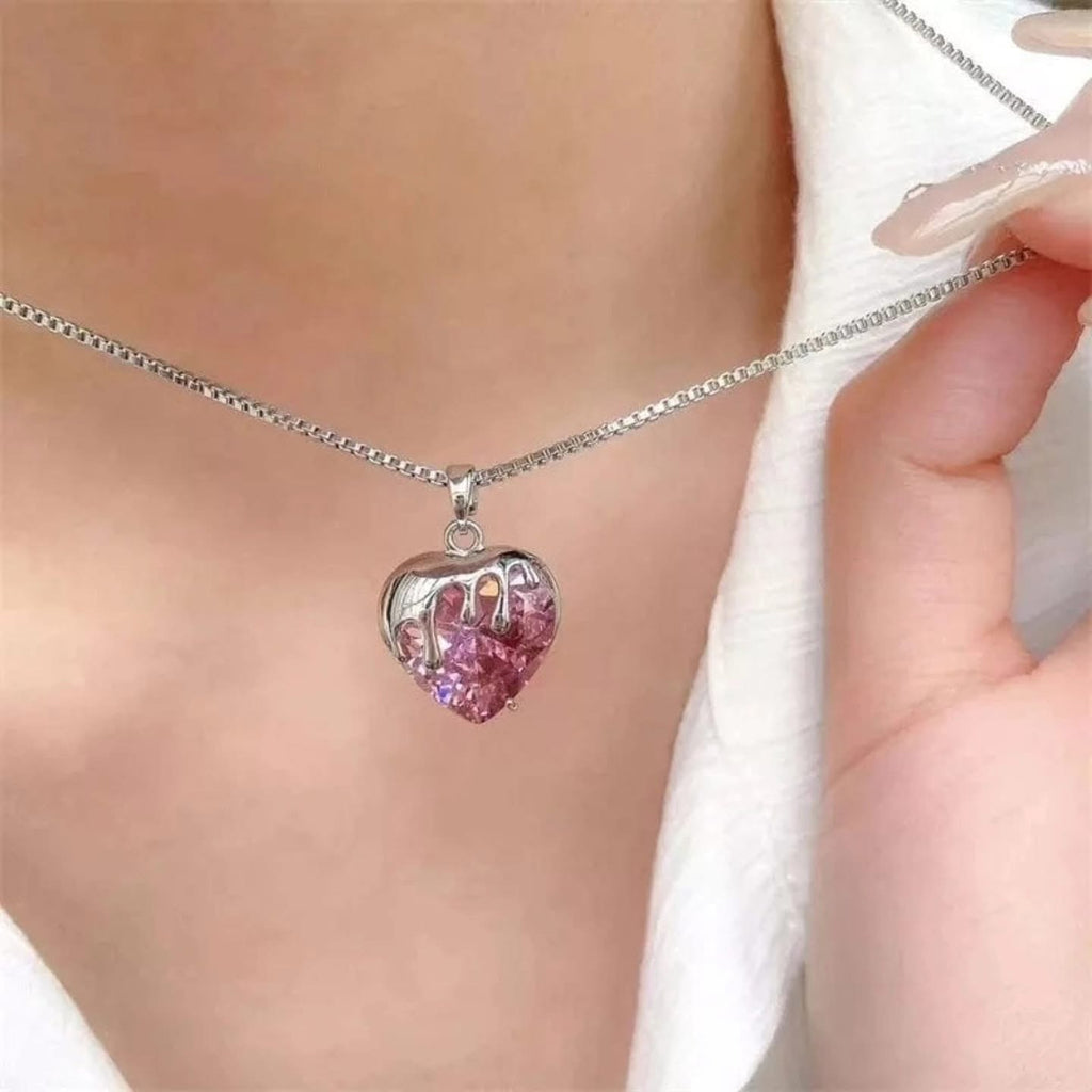 Collar corazón derretido