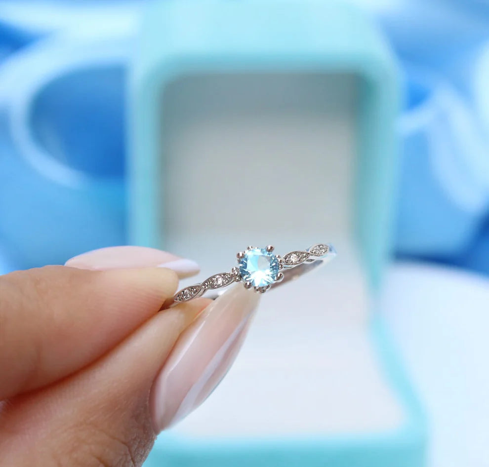 Anillo Lire