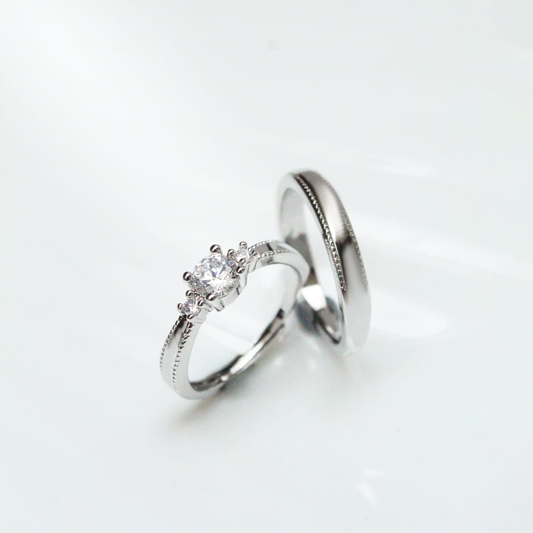 Anillo de compromiso punteado